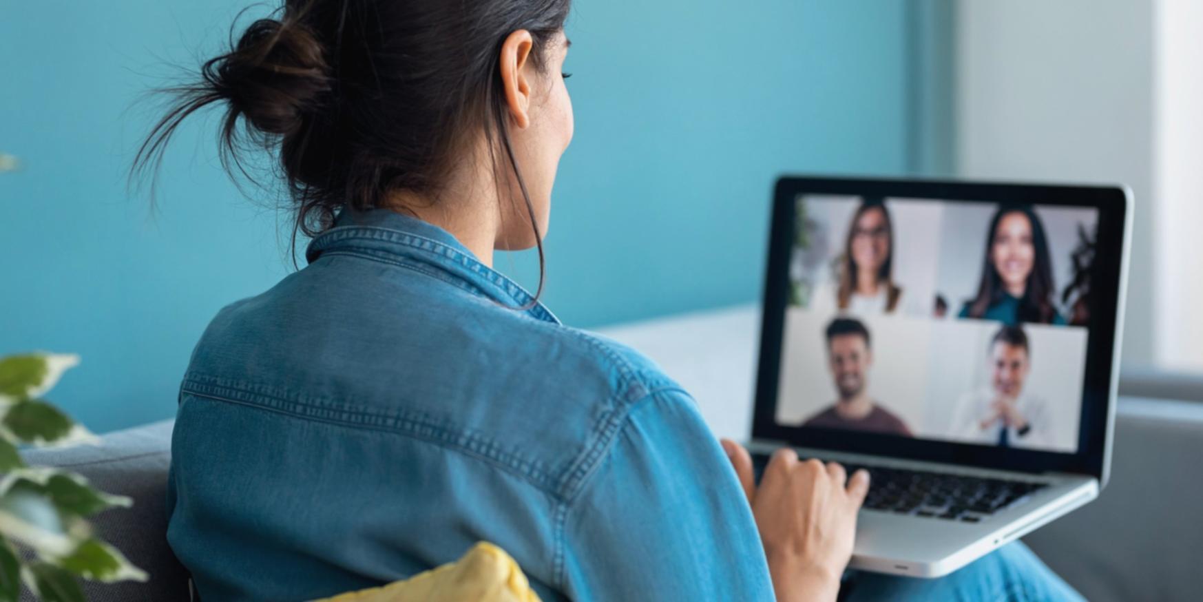 Demarrer avec un service ou un produit : deux premiers pas, deux realities tres concretes